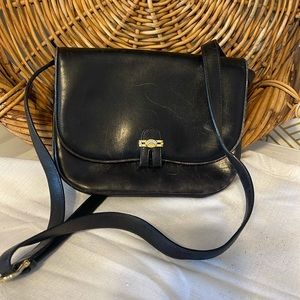 Gucci Rare and unique Crossbody Messenger black Bag full leather